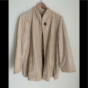 Vintage warm beautiful soft Furrrina Cream coat